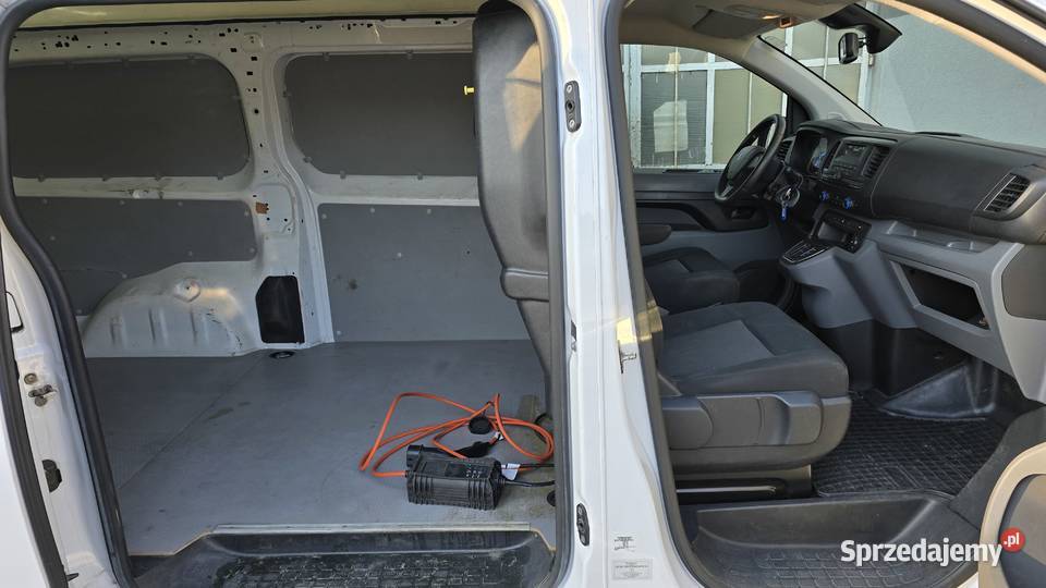 Peugeot Expert EV netto 39900 Nowy Świętów