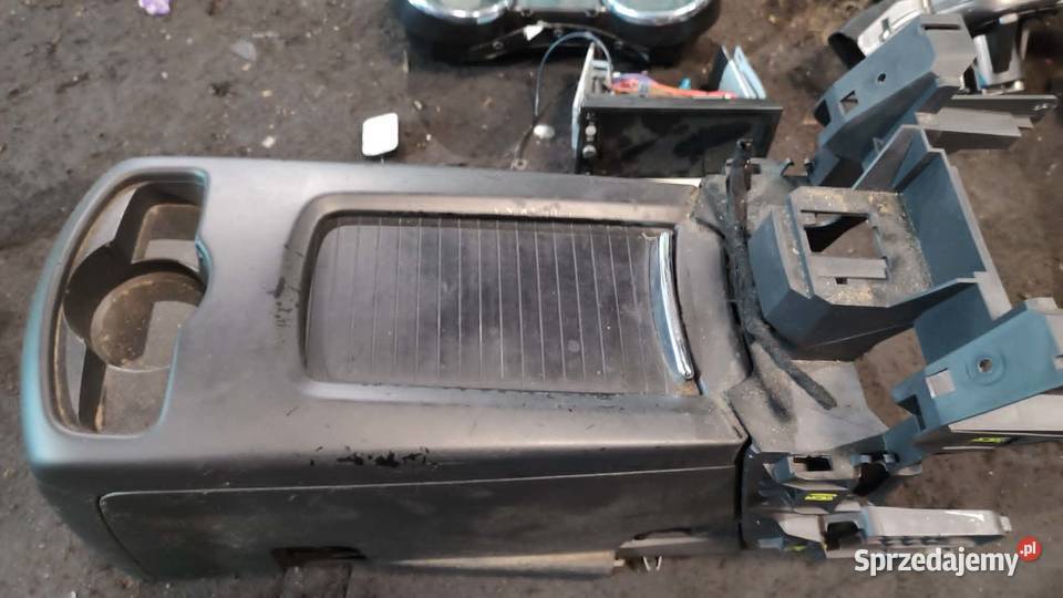 Tunel środkowy podłokietnik Peugeot 5008 I Książ Wielkopolski