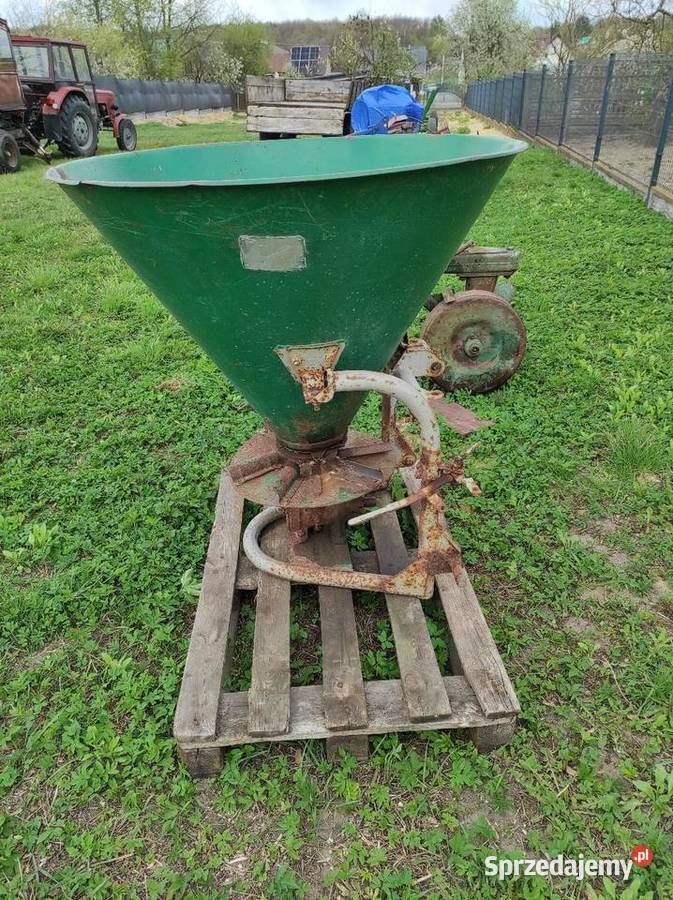 Rozsiewacza kos i lejek sprzedam
