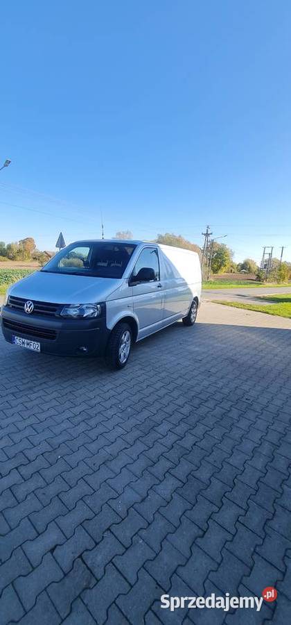 Sprzedam VW T5 Long Rok produkcji 2012