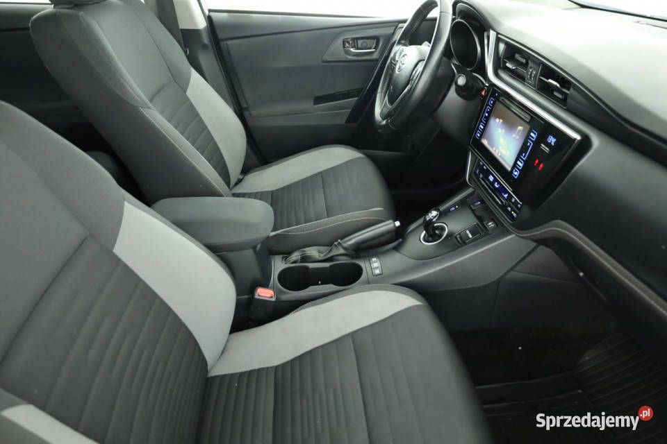 Toyota Auris Hybrid biały Piaseczno sprzedam