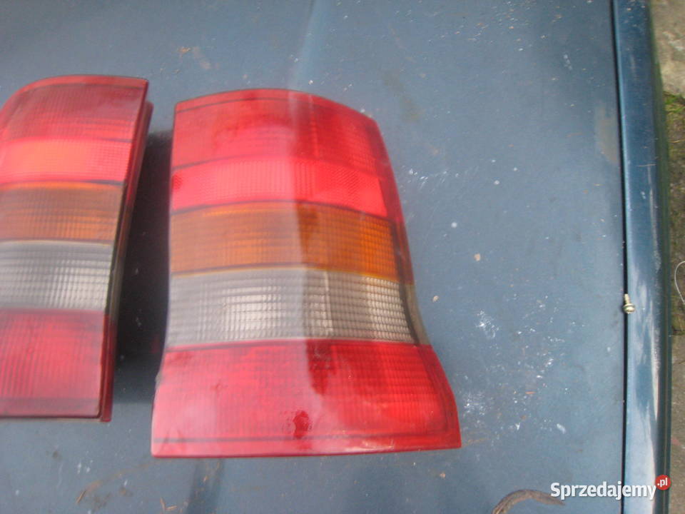 Lampa tylna prawa lewa Opel Astra F kombi Kraków sprzedam