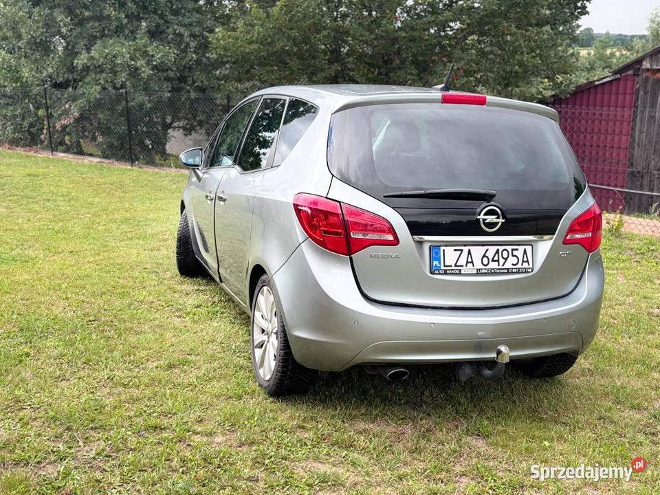 Opel Meriva B 17 cdti 2010 Średnie Duże sprzedam