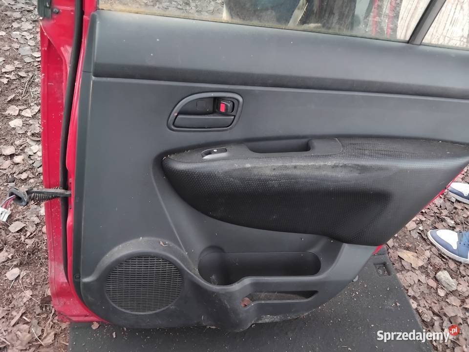 KIA Carens II Drzwi Prawe Tył Radzymin