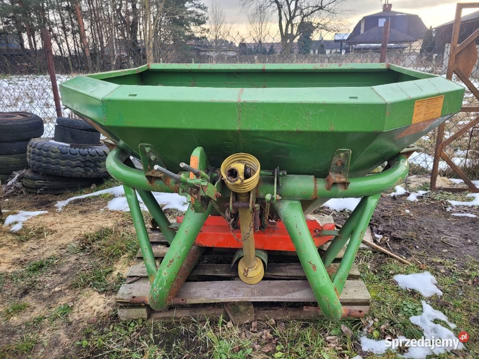 Rosziewacz do nawozów AMAZONE F 804 Przyrów