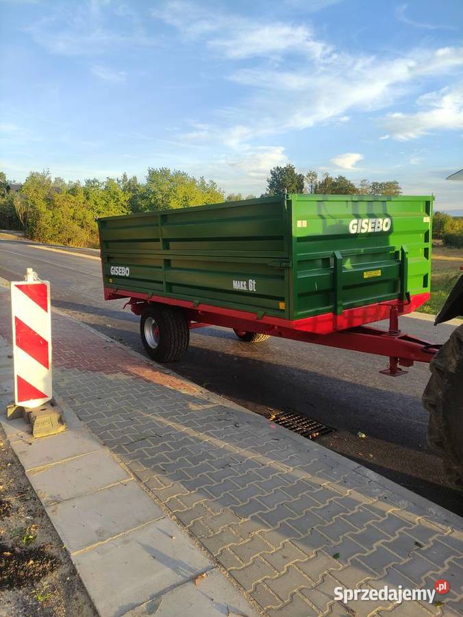 Przyczepa jednoosiowa z kiprem na trzy strony Łagów
