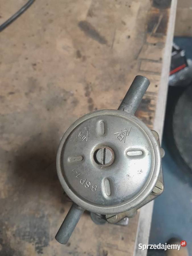 Pompka paliwa TrabantWartburgIFA Niemce