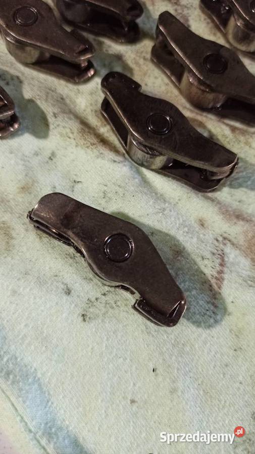 Dźwigienka zaworowa Diesel Bmw e46 e90 e39 e60 Dębica sprzedam