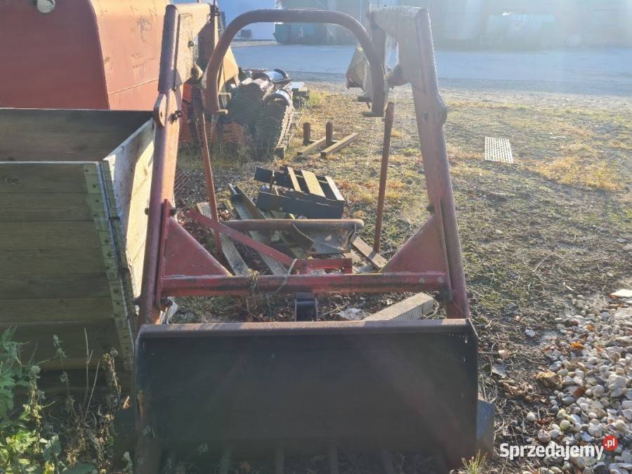 ładowacz tur frontlift z łyżką widłami do
