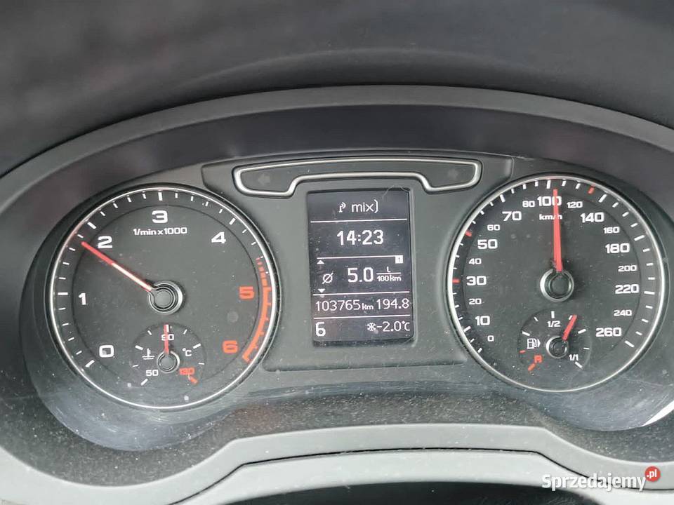 Audi Q3 20tdi 140 103 2014r Kamera czujniki manualna Audi