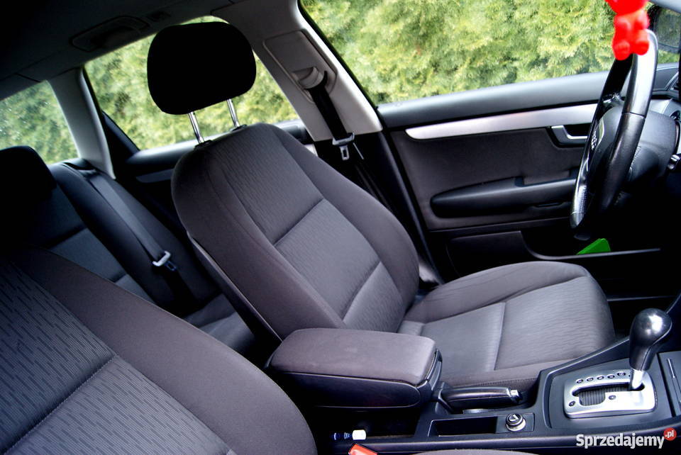 AUDI A4 B7 czarne kombi welurowa tapicerka Chojnice sprzedam