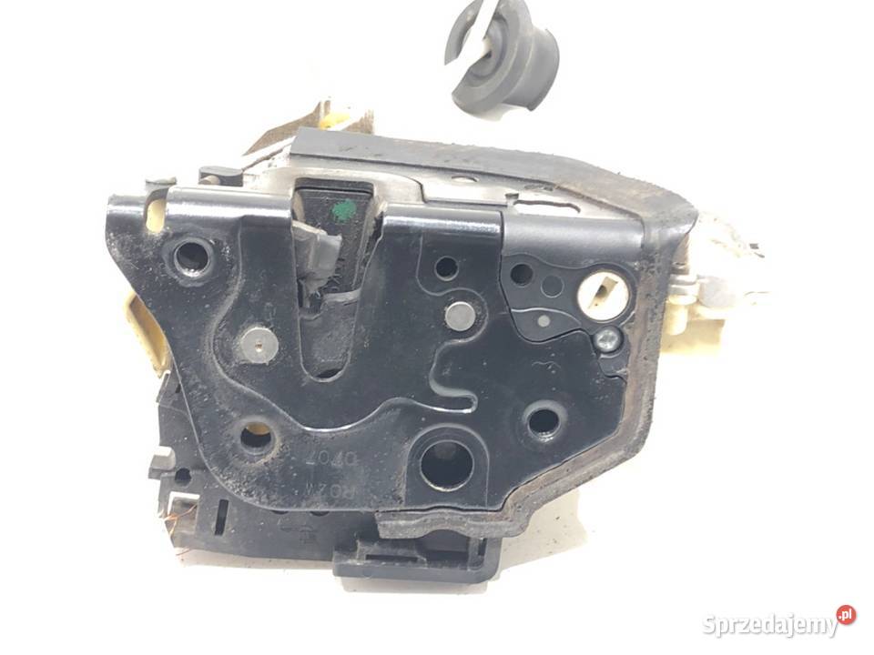 ZAMEK DRZWI PRAWY PRZÓD AUDI Q7 4L Hatchback