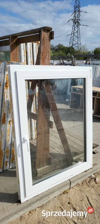 OKNA KacprzaK OKNO PCV 111X136 Używane Okna ścienne