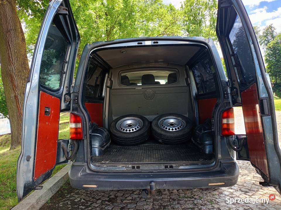Ładny VW Transporter T5 25TDI LonG 6 Osobowy 2x sprzedam
