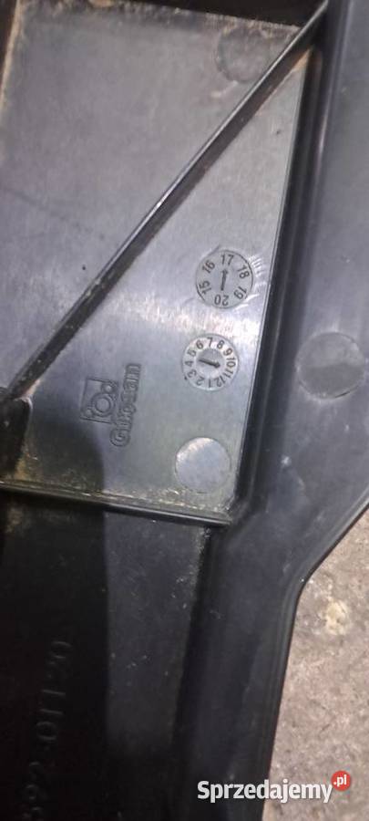 Toyota aurisDolna osłona chłodnic osobowe Warlubie