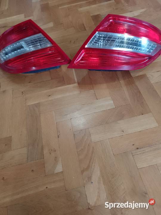 Lampy Mercedes C W 204 Motoryzacja małopolskie Słomiróg