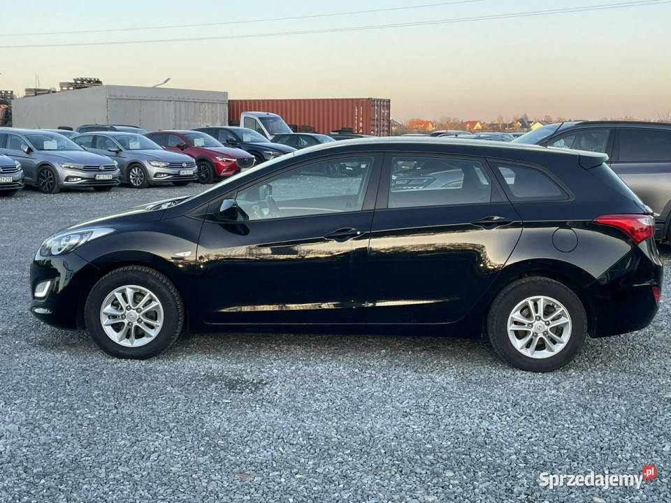 Hyundai i30 II 14 16V MPI 99 2014r 105 zadbany Kombi dolnośląskie Wojkowice