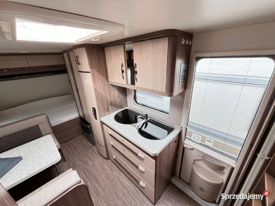 Hobby DE LUXE 490 KMF6 osób Łódź