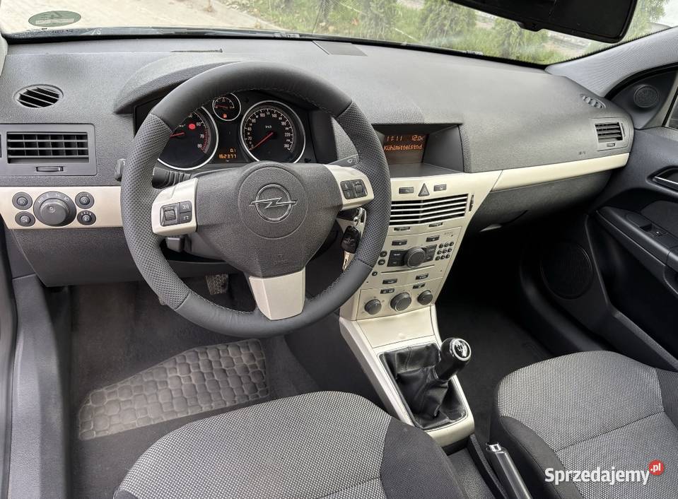 Opel Astra GTC H III 14 90 2008 komputer pokładowy Giżycko