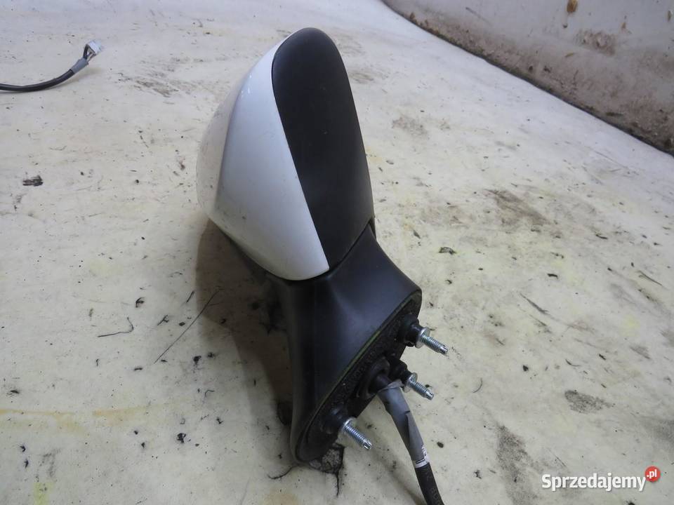 LUSTERKO PRAWE 9 PIN 040 AVENSIS T27 T29