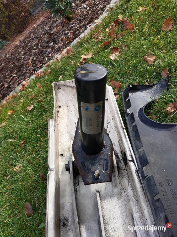 Belka wzmocnienie zderzaka tylnego BMW E36 Części samochodowe Kamieniec Wrocławski