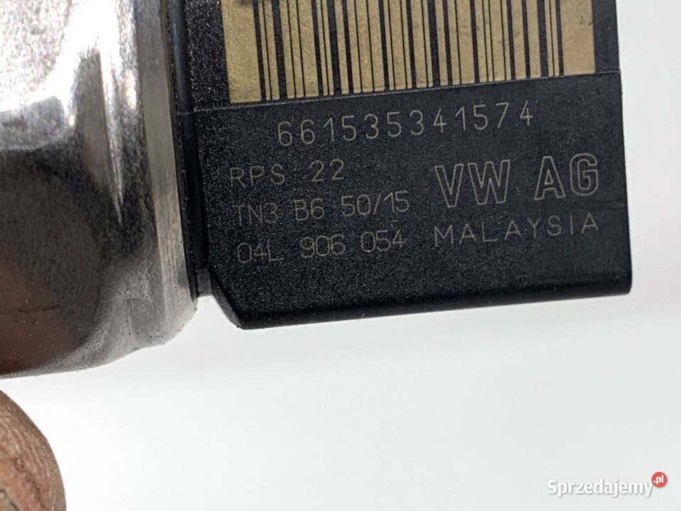 CZUJNIK CIŚNIENIA PALIWA AUDI A4 B9 04L906054 20 osobowe
