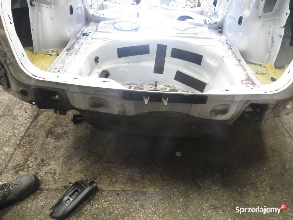 PAS TYLNY TYŁ WANNA LY9C AUDI A4 B8 KOMBI LIFT
