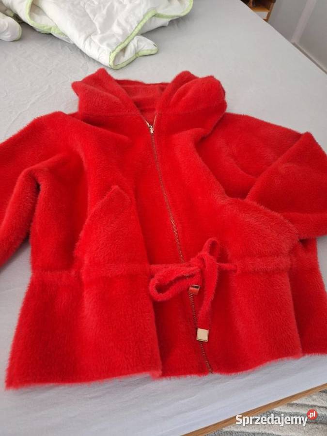 Sweter z alpaki czerwony cieplutki mieciutki Z kapturem