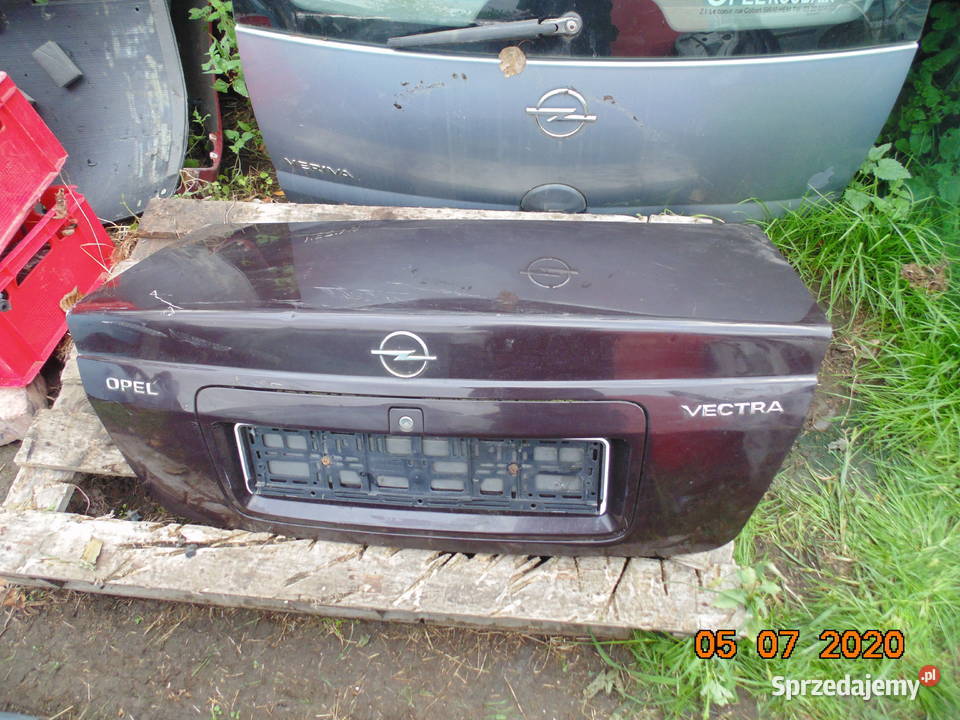 Klapa tylna Opel Vectra B lift sedan 9902 Rok produkcji 2000 Klapy bagażnika Kraków sprzedam