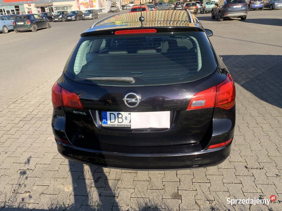 Opel Astra J 1600 benzyna LPG Wałbrzych