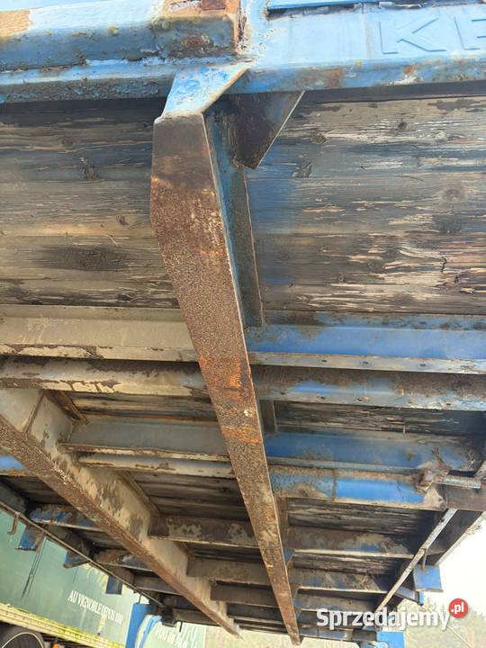 Zabudowa BDF paka skrzynia kasta z burtami towarowe kujawsko-pomorskie Prądocin