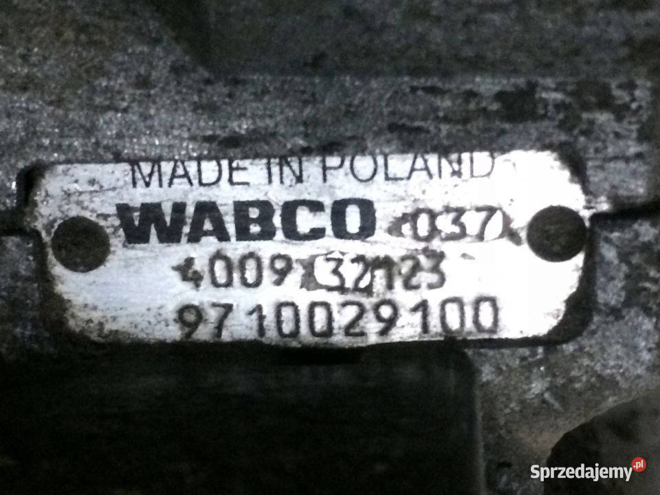 Zawór 9710029100 PARKLUZ WABCO Naczepa Karoseria lubuskie Maszewo