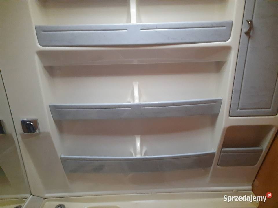 Łazienka do przyczepy kempingowej kampera Skokowa