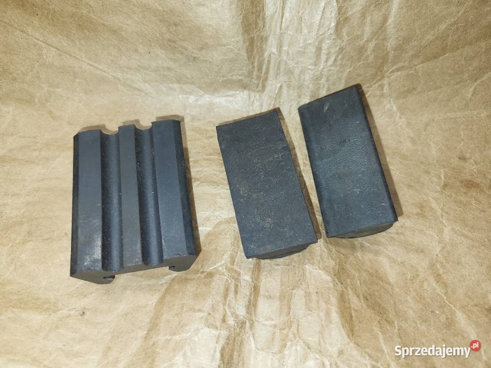 Trabant 601 Nowe odboje odbojniki resoru tylnego Piaseczno