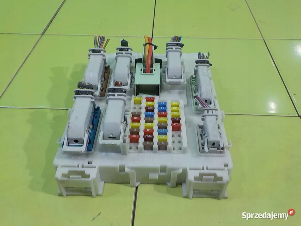 FORD FOCUS MK3 13r HB 5D skrzynka bezpiecznikow Skrzynki bezpieczników Suków