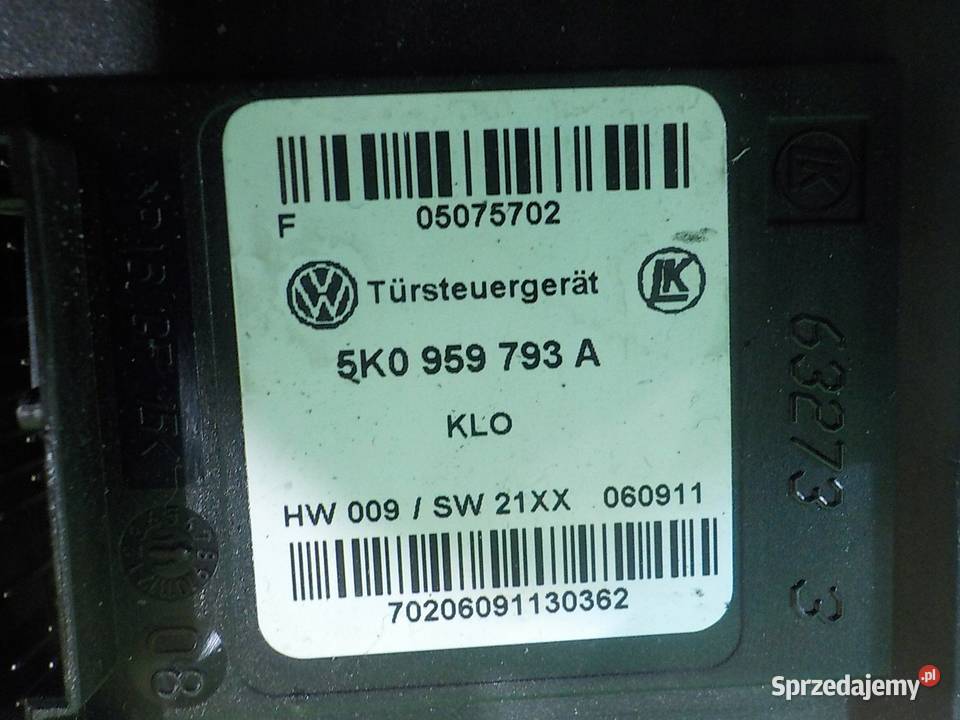 SCIROCCO 14 TSI 11r 3D podnosnik szyby prawy Suków