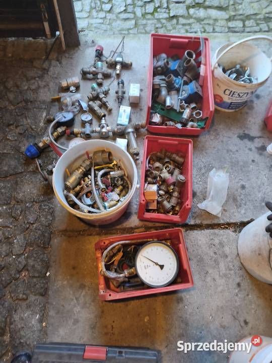 Instalacyjne hydrauliczne części nowe i używane Łekno