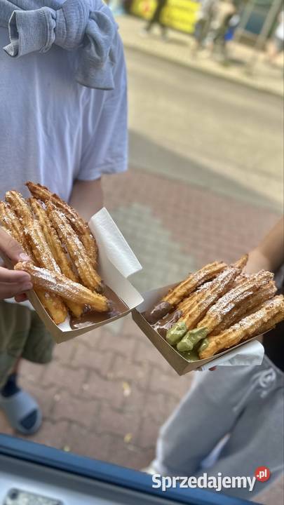 Gotowa do pracy budka gastronomiczna CHURROS Gorzów Wielkopolski