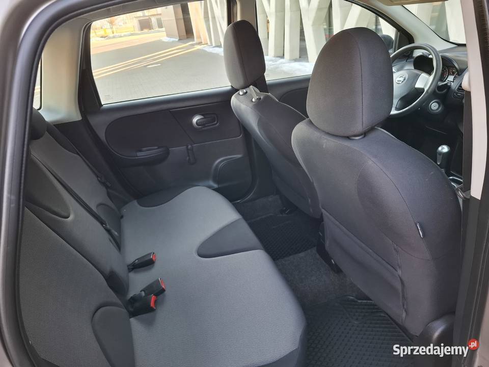 Nowe opony kamera cofania sprawna klima Hatchback