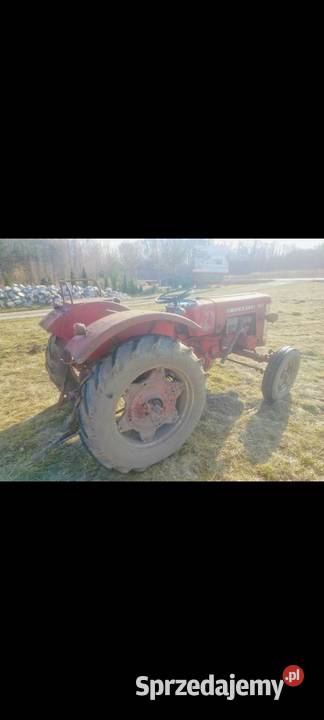 Ciągnik mccormick f240
