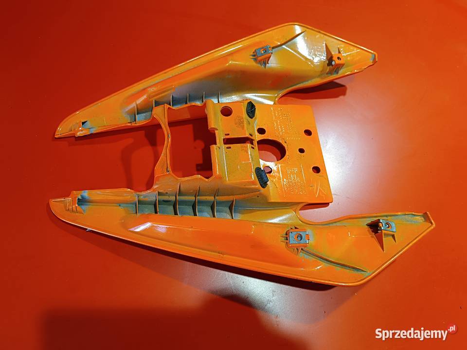 KTM RC125 RC 125 21 ZADUPEK OWIEWKA osłona ogon Wrocław