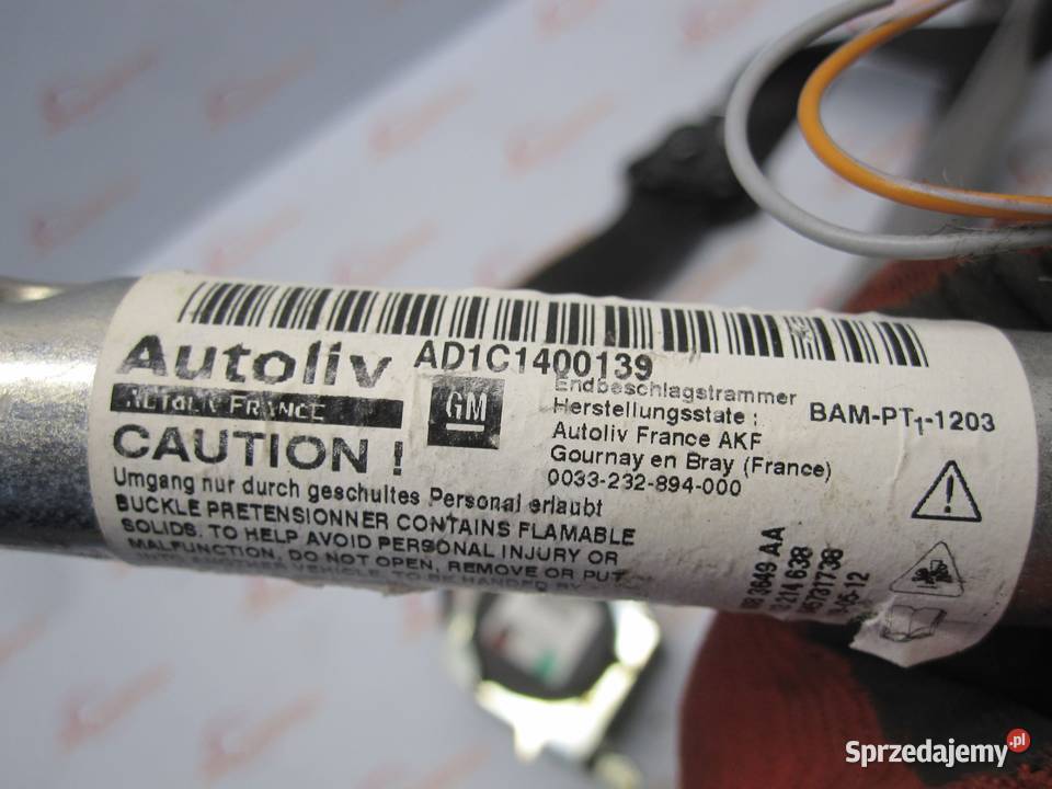 OPEL CORSA D LIFT 14 B 12r pas bezpieczeństwa Kielce