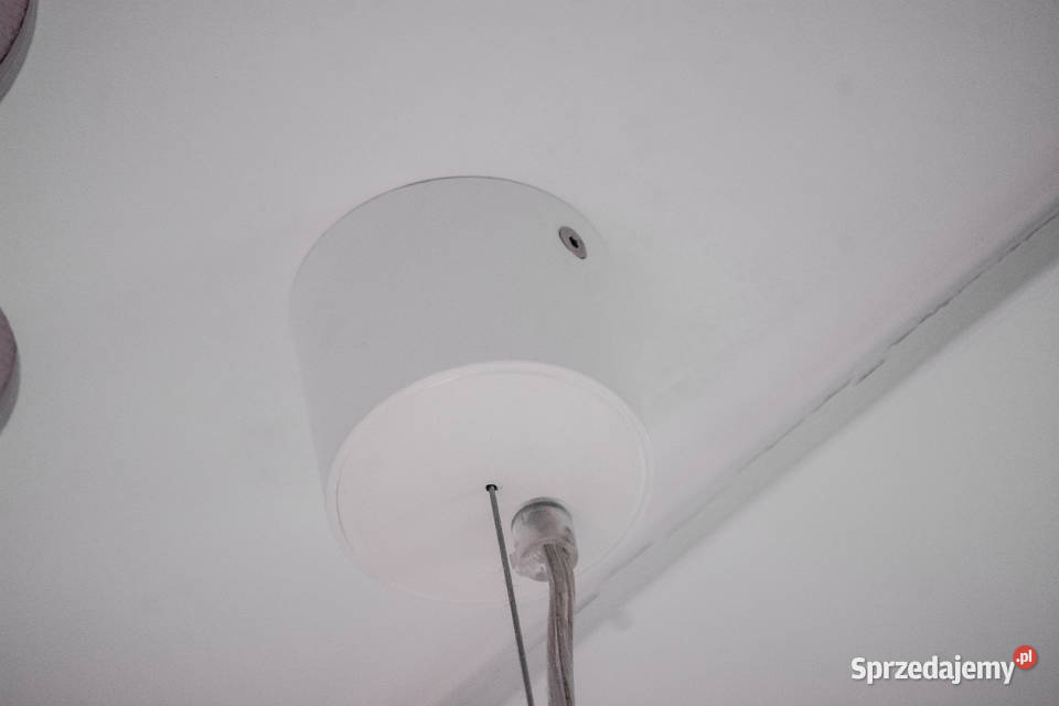 Lampa wisząca LED 2m Biuro Stylizacja paznokci Wrocław