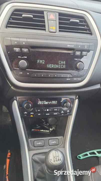 Suzuki SX4 SCross 16 benzyna 120 Podgrzewane SX4 S-Cross Lipówki