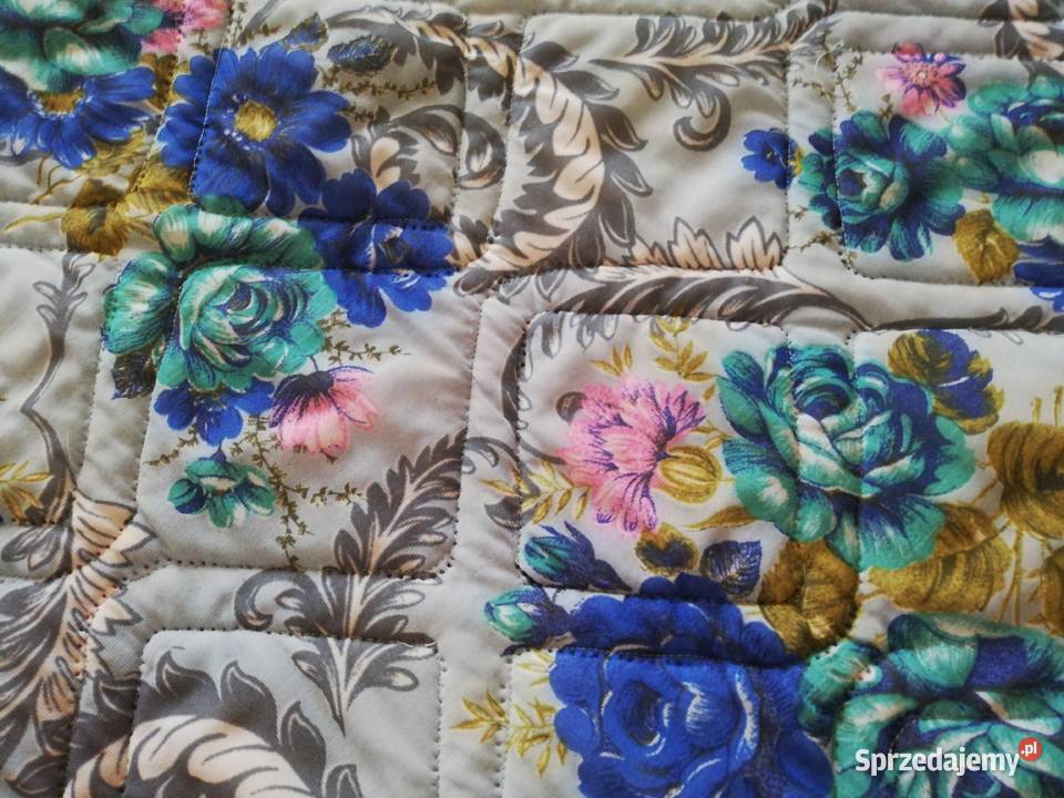 Dwustoronna narzuta na lóżko Holandia