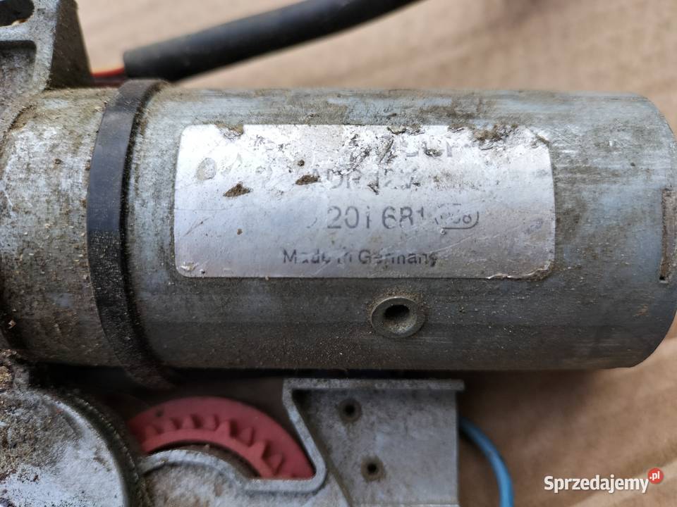 Audi 80 B4 80B4 Silniczek 895877795A PRZEKAZNIK osobowe Kamień-Kolonia