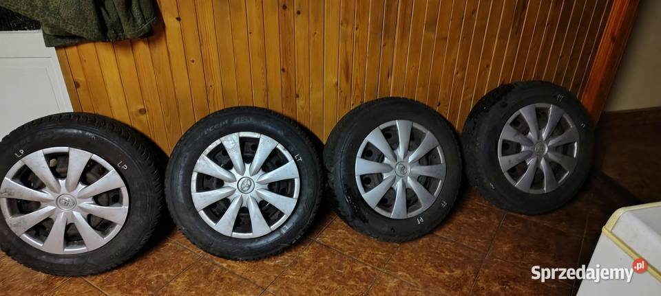 komplet 4x opon zimowych marki Hankook Winter Samochodowe mazowieckie Kołbiel