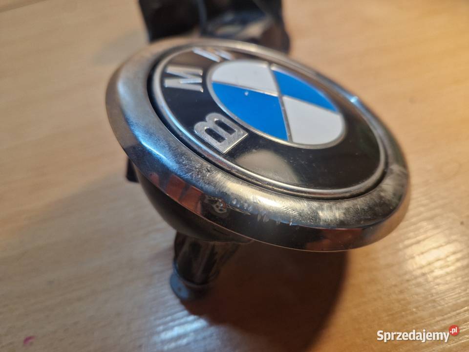 EMBLEMAT PRZYCISK OTWIERANIA KLAPY BMW 1 F20 F21 osobowe Pozostałe kujawsko-pomorskie Bydgoszcz