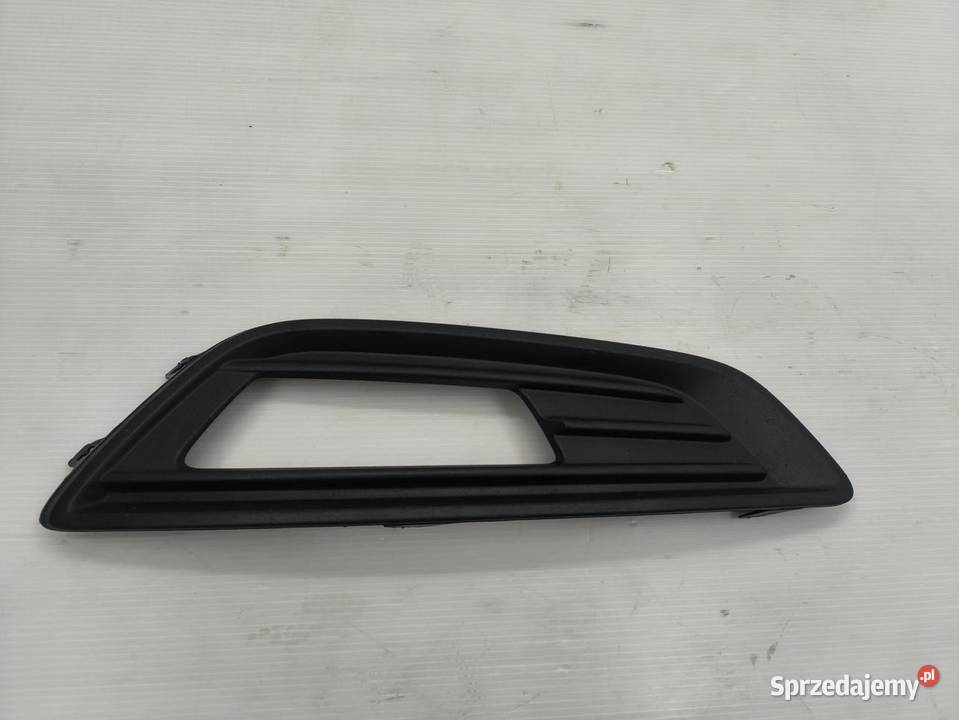 KRATKA HALOGENU LEWA FORD FOCUS MK3 LIFT