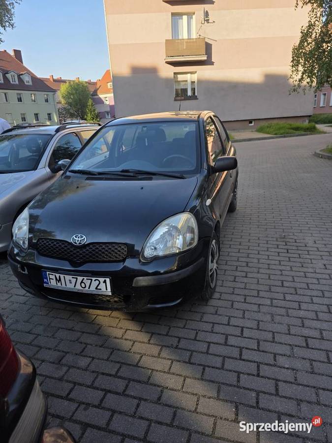 Toyota yaris 2003 13 benzyna lubuskie Międzyrzecz sprzedam